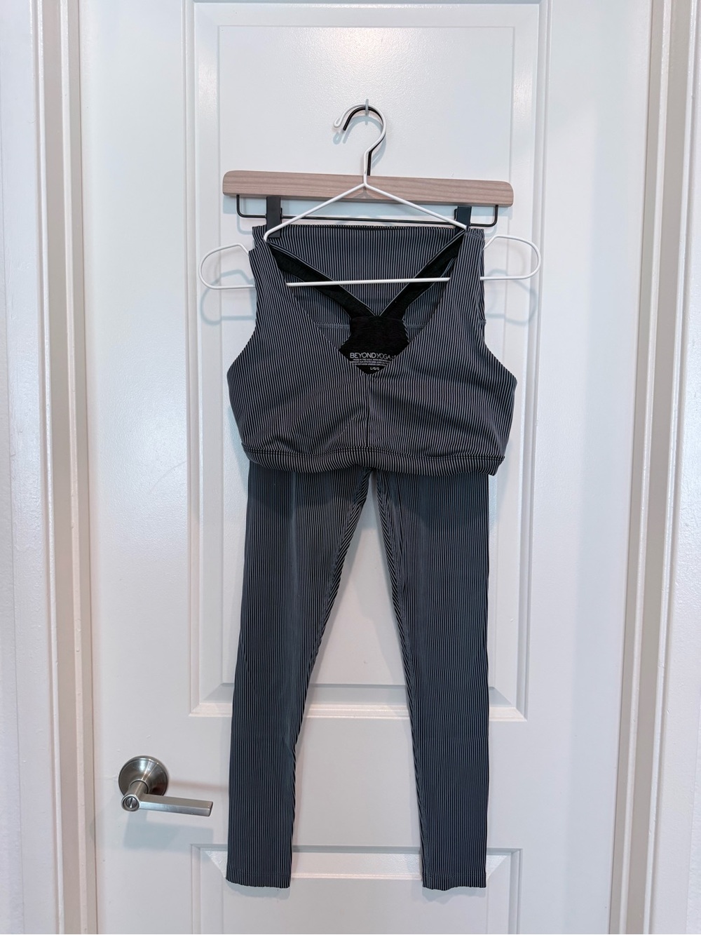 Beyond Yoga ribbed Legging Bra Set top L bottom M